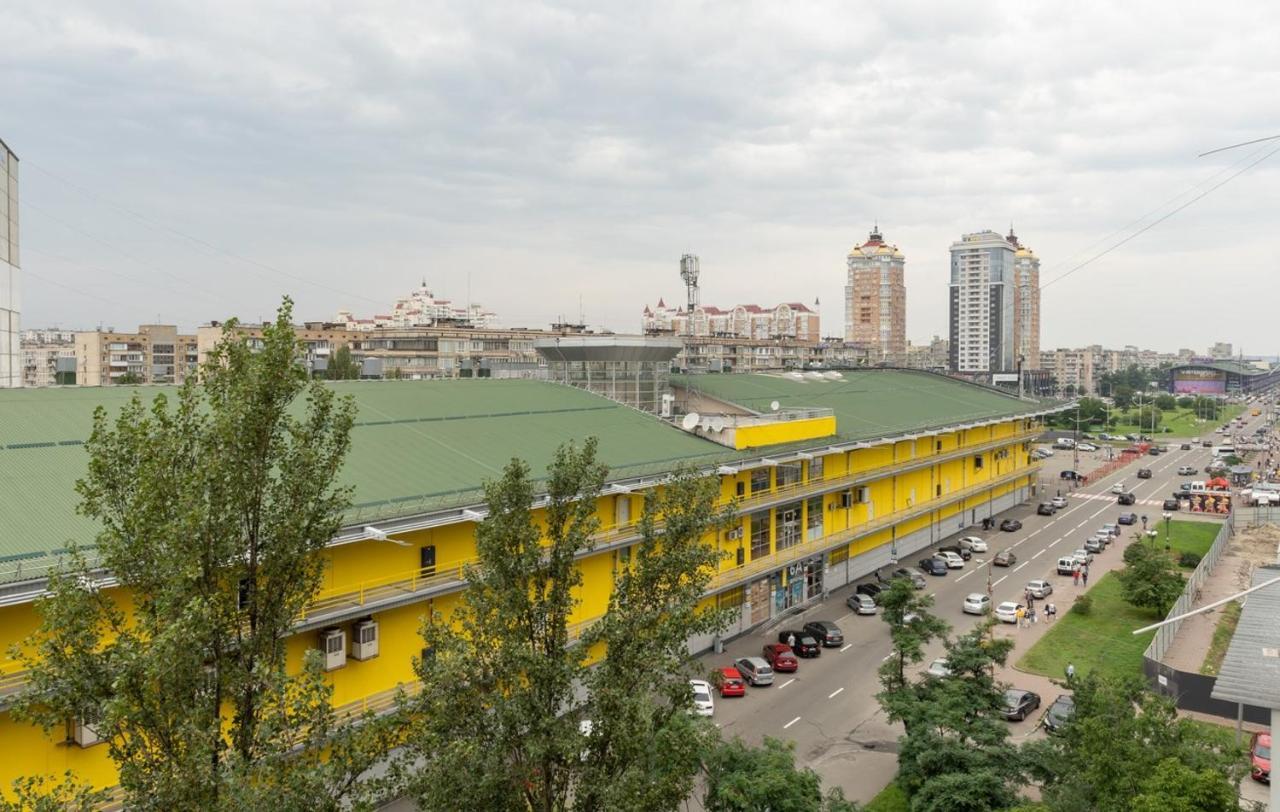 Чудова Квартира Для Відпочинку І Роботи На Оболоні Kiew Exterior foto